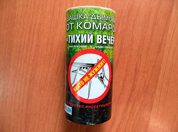 Quiet Evening insectifuge à la perméthrine - bien qu'il soit positionné comme un anti-moustique, il est également assez efficace contre les cafards.