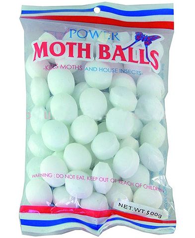 Le naphtalène est un antimite bien connu. Cependant, il est également toxique pour l'homme.