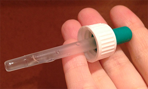 La teinture de teigne de la cire est généralement prise 15 à 20 gouttes 3 fois par jour.