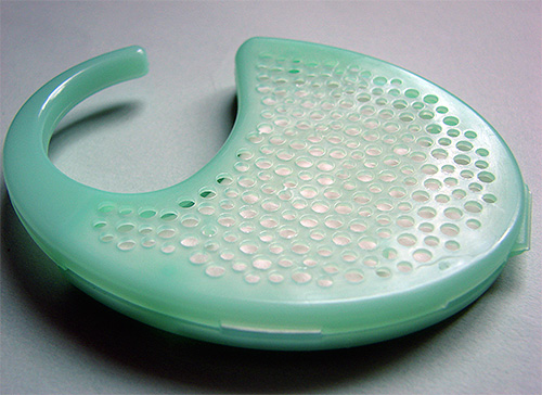 Section anti-mites à accrocher dans le placard