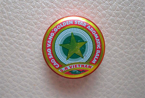 Vous pouvez traiter les piqûres de poux de corps, par exemple, avec le baume Asterisk