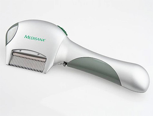 Les peignes électriques éliminent non seulement mécaniquement les insectes des cheveux, mais les tuent également avec une décharge électrique.