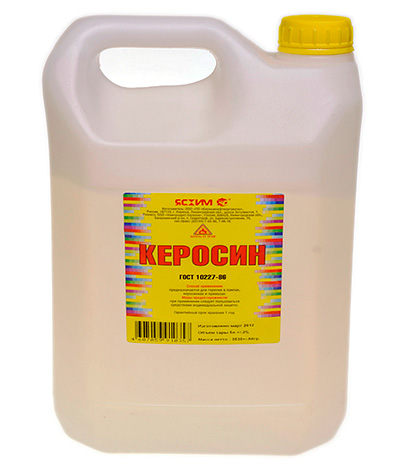 Traiter les meubles avec du kérosène peut les endommager irrémédiablement.