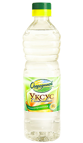 L'ajout de vinaigre à l'eau de votre sol aidera à faire sortir les punaises de lit de leurs cachettes.