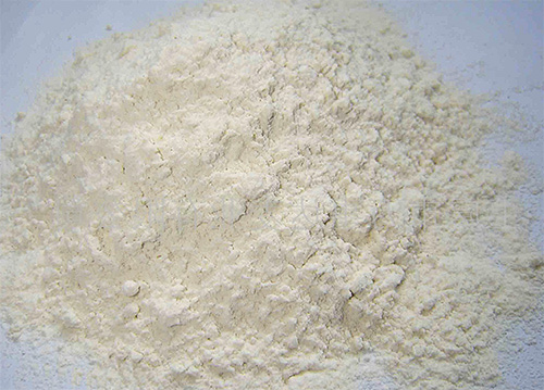 La poudre de clopoveron nécessite une dilution avec de l'eau