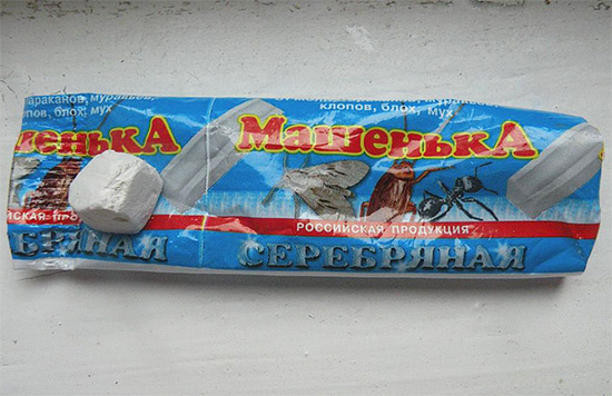 La craie insecticide, certes, aide parfois à se débarrasser de certains insectes, mais ce remède est loin d'être toujours efficace et suffisant.