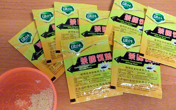 Poudre de cafard chinois