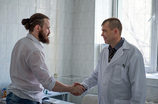 Avec un traitement approprié, un patient atteint de TBE récupère généralement en 2 à 4 semaines.