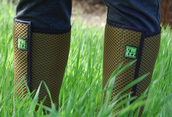 Coussinets de jambe avec des cellules qui agissent comme des pièges pour les suceurs de sang.