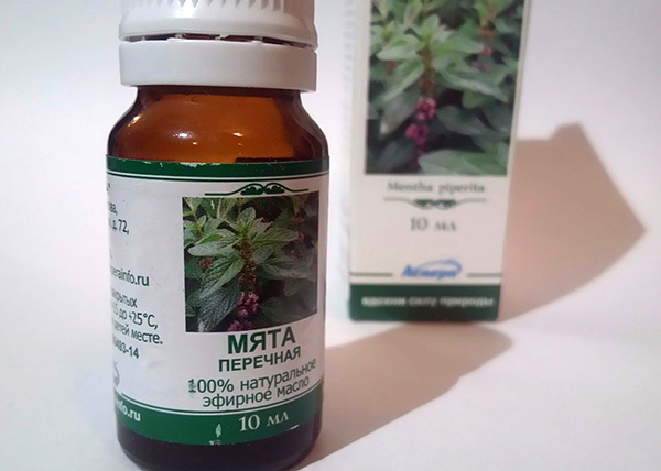 Huile essentielle de menthe poivrée