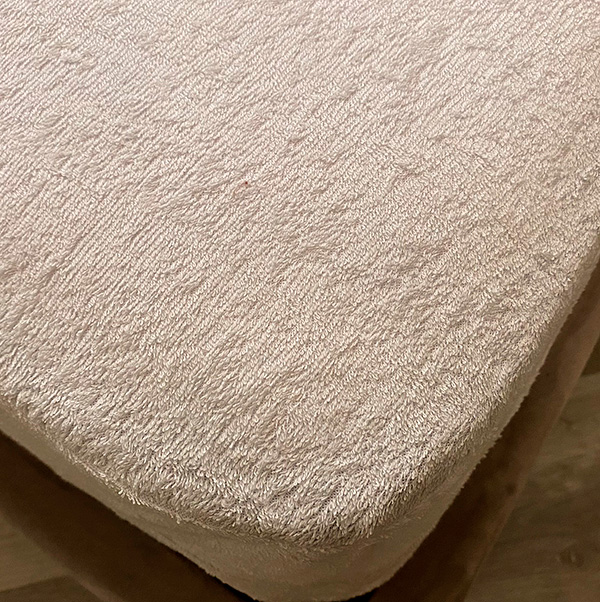 Le couvre-matelas Hector est agréable au toucher